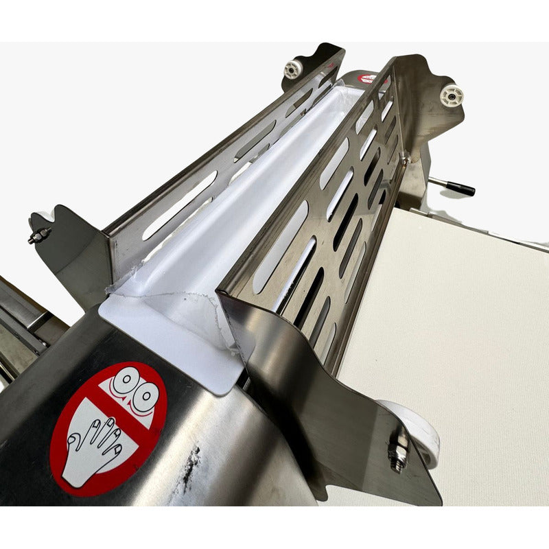 Laminadora De Masa Abatible Y Reversible 2.5m Con Pedal