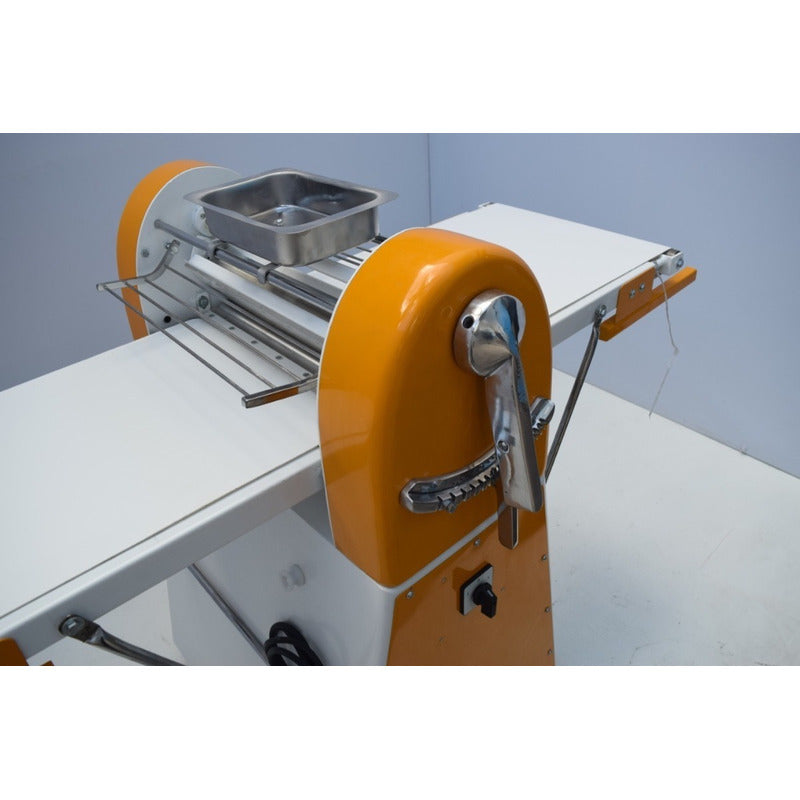 Laminadora De Masa Abatible Y Reversible 1.5m De Banda